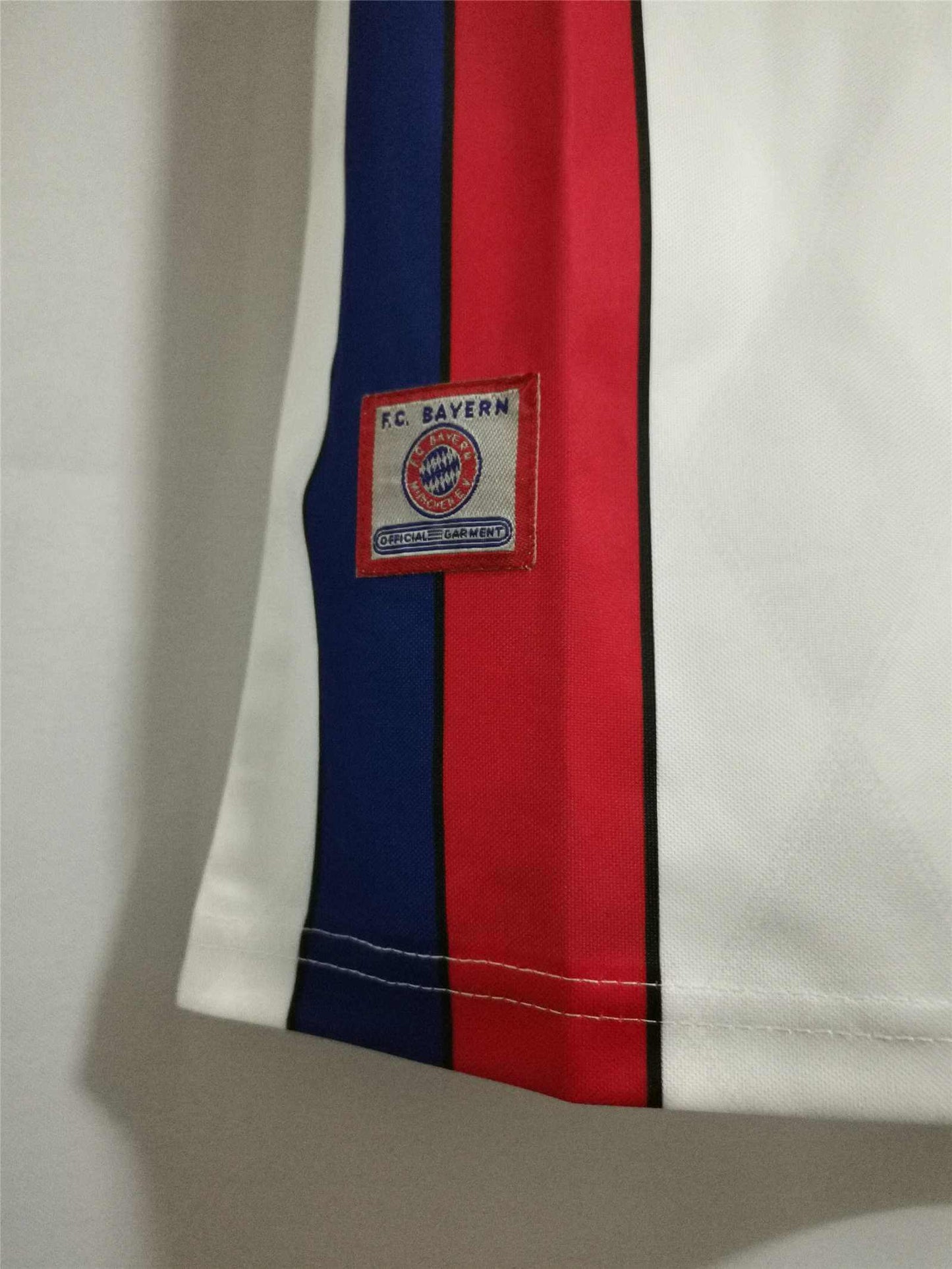 BAYERN MUNICH 1995/97 AWAY