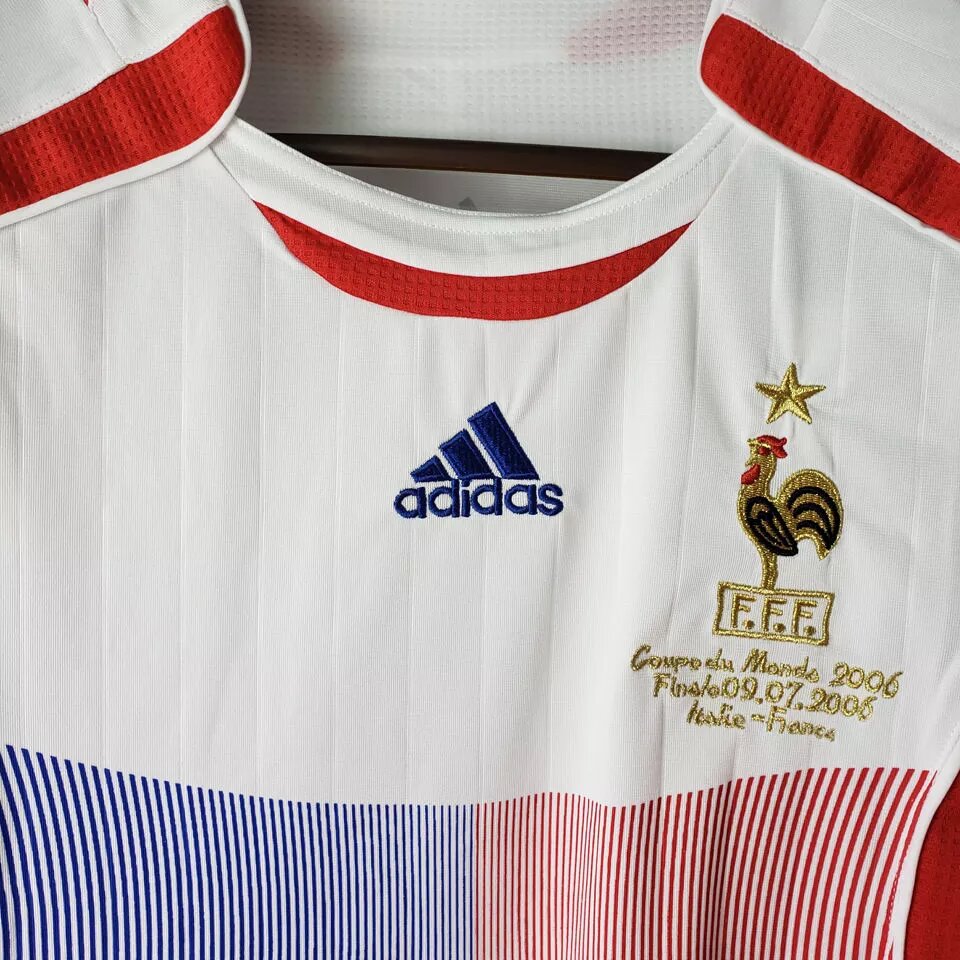 FRANCE 2006 AWAY