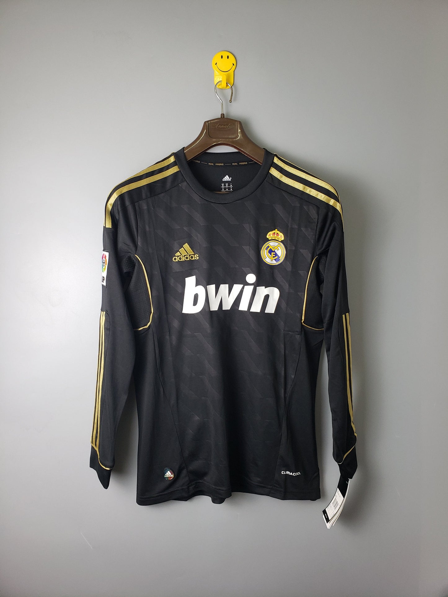 REAL MADRID 2011/12 AWAY