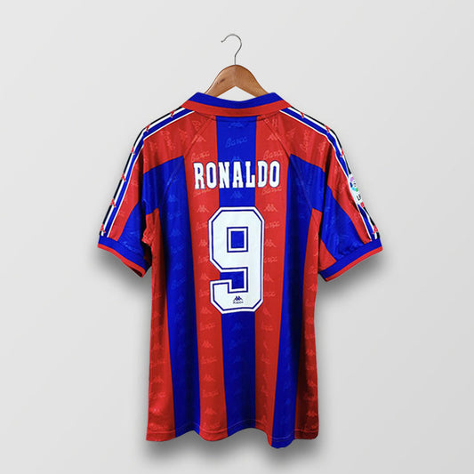 BARCELONA 1995/97 HOME X RONALDO