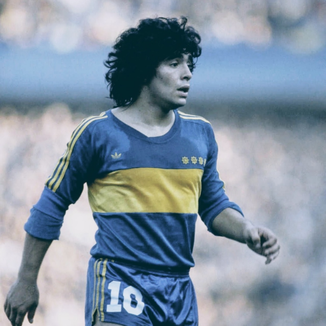 BOCA JUNIORS 1981/82 HOME x MARADONA