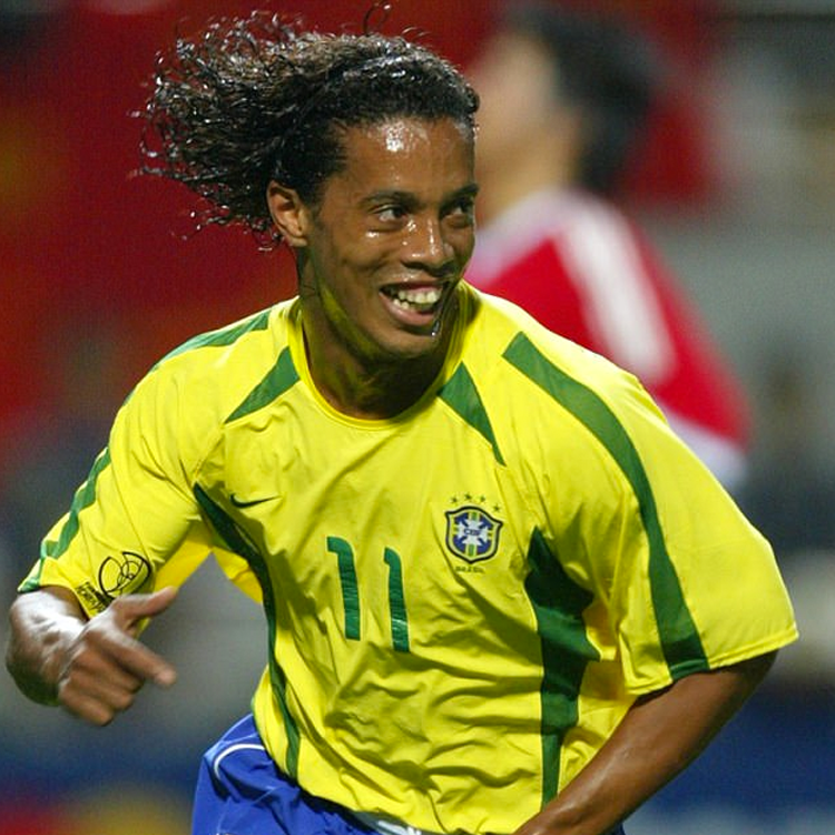 BRAZIL 2002 HOME X RONALDINHO