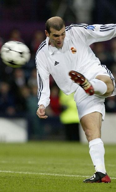 REAL MADRID 2001/02 HOME