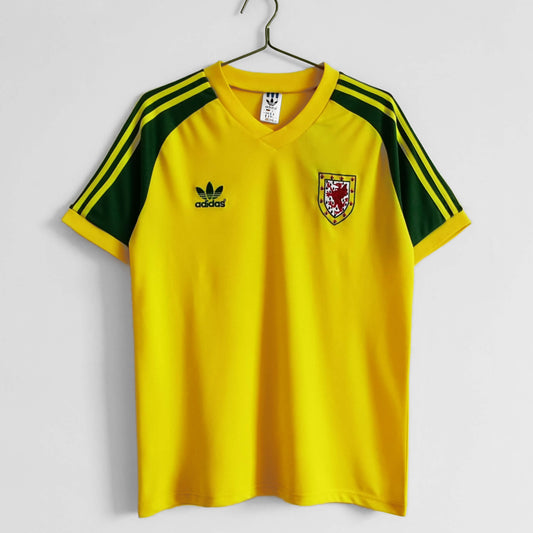 WALES 1982 AWAY