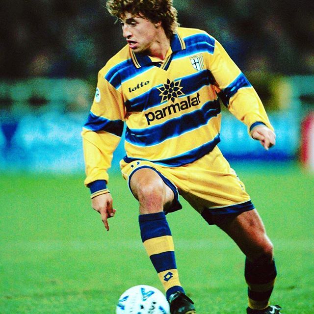 PARMA 1998/99 HOME X CRESPO