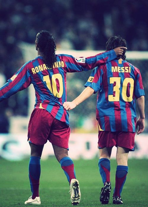 BARCELONA 2005/06 HOME X RONALDINHO