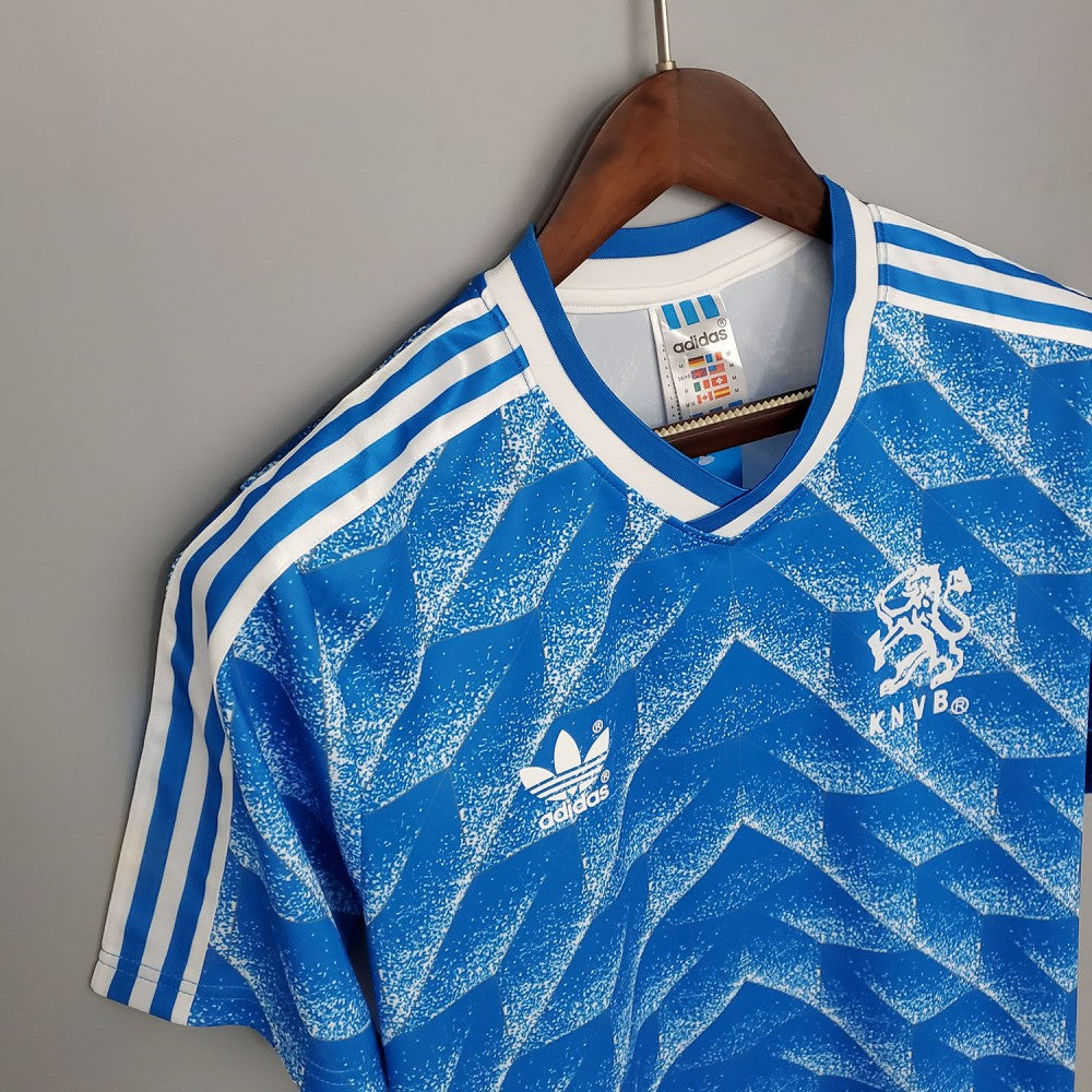 HOLLAND 1988 AWAY