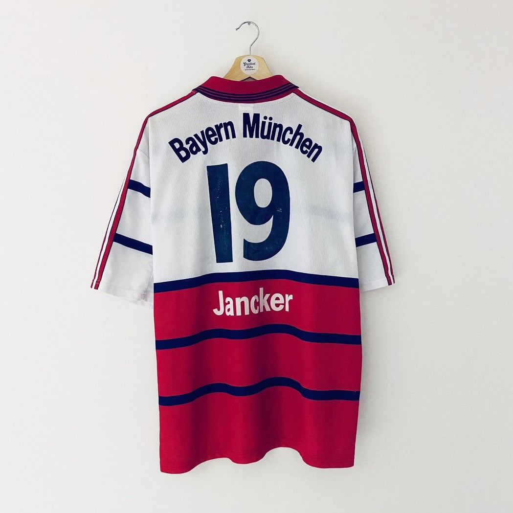 BAYERN MUNICH 1998/01 AWAY