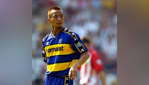 PARMA 2001/02 HOME