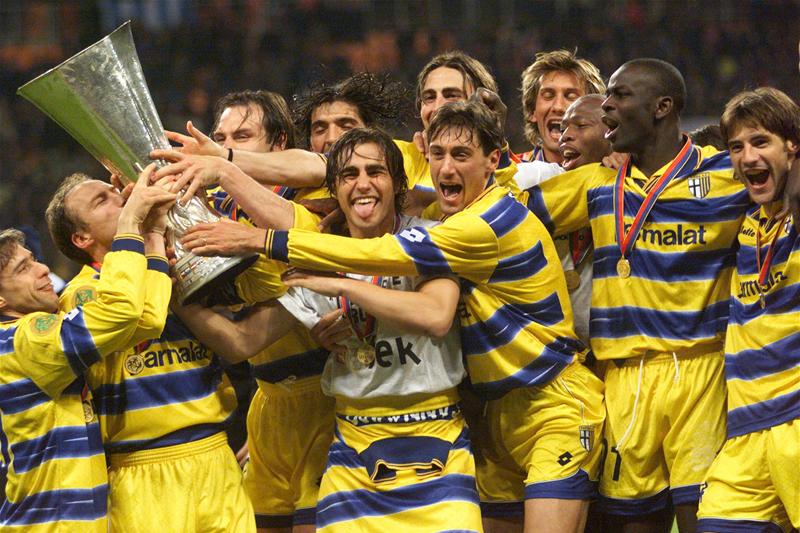 PARMA 1998/99 HOME X CRESPO